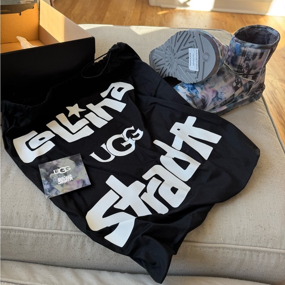 UGGs Classic Mini | Collina Strada Classic - Picture 5 of 8